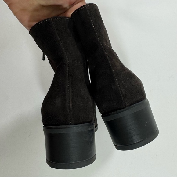 La Canadienne Hamlin Suede Low Boot Brown - Picture 6 of 8